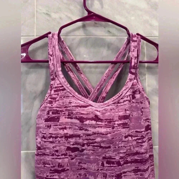 Athleta Womens Tank Top Purple Abstract Criss Cross Back Scoop Neck Stretch s - Picture 2 of 4